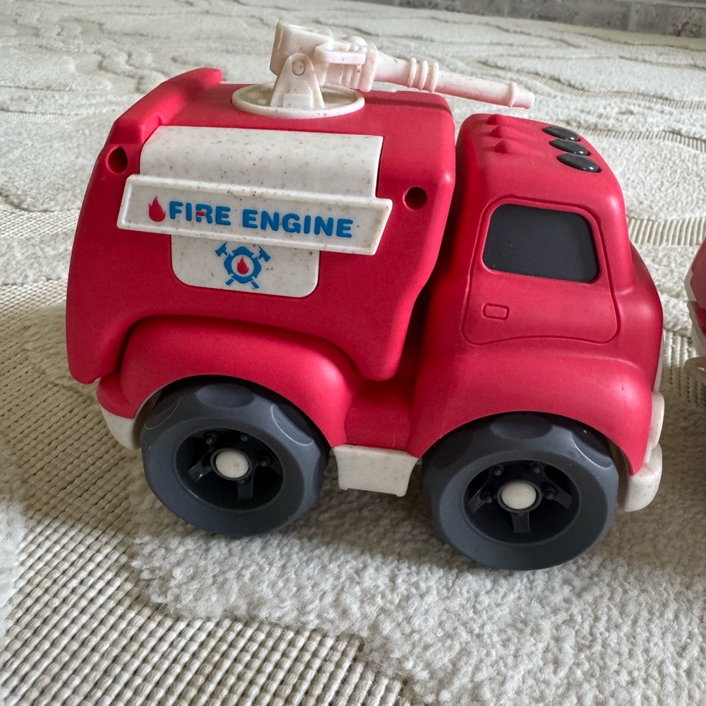 Eco bioplastic Red and White emergency Toy Trucks Set